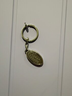 Land Rover Silver Oval Keychain
